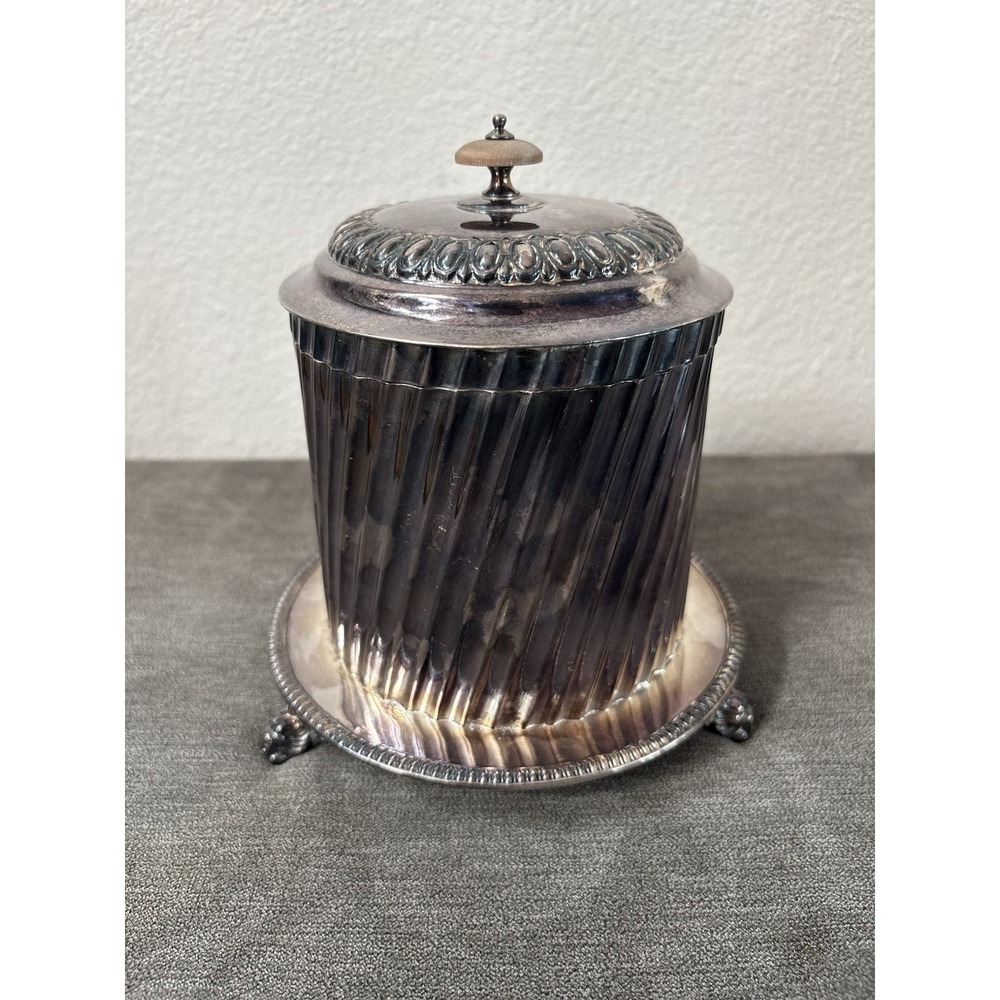 Vintage JD & S‎ James Deakin & Sons Hallmark Silverplate Victorian Biscuit Box